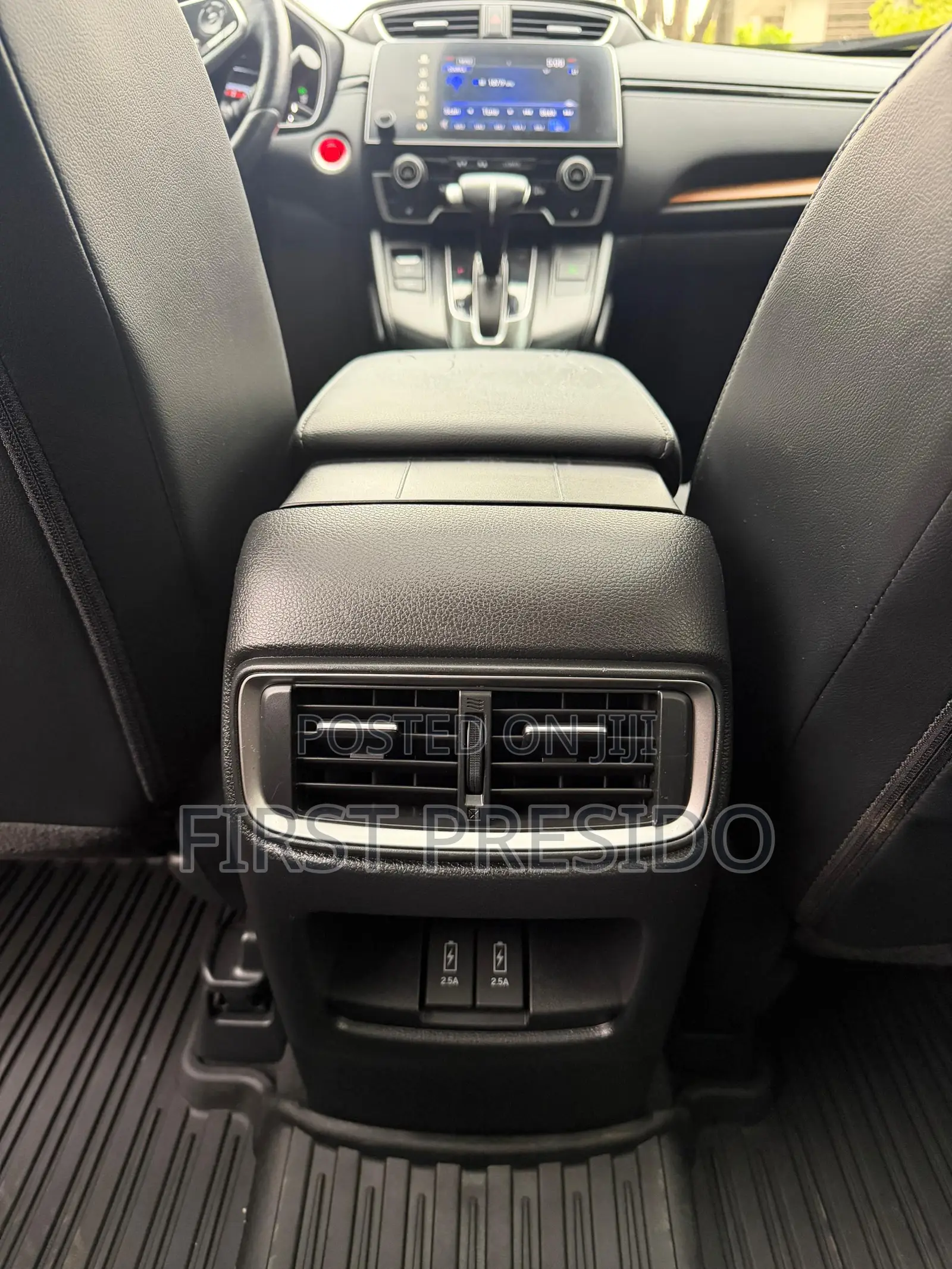 Honda CR-V Touring 4dr SUV AWD (1.5L 4cyl CVT) 2017 Silver