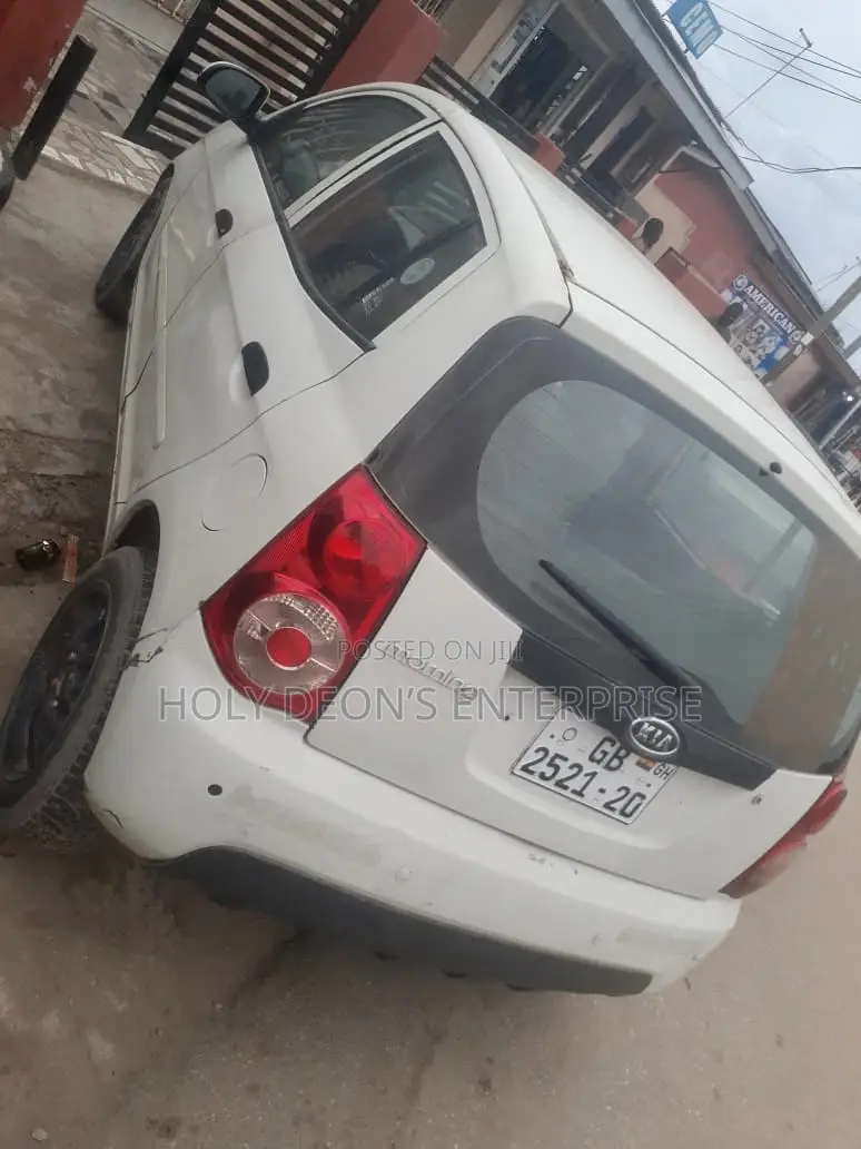 Kia Morning 2010 White
