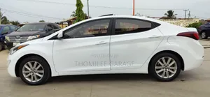 Hyundai Elantra SE 4dr Sedan (1.8L 4cyl 6A) 2015 White