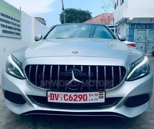 Mercedes-Benz C300 2015 Silver