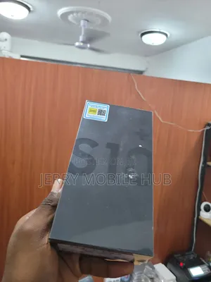 New Samsung Galaxy S10 Plus 1 TB Black