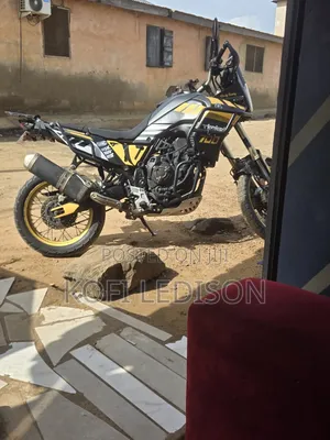 Yamaha 2021 Black