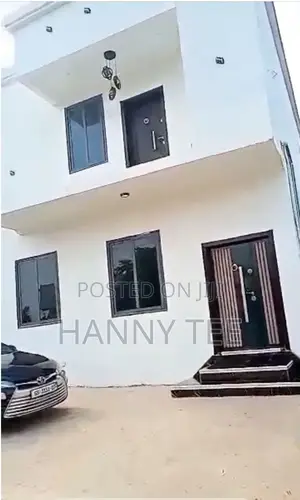 4bdrm Duplex in Lake Side Estate for rent
