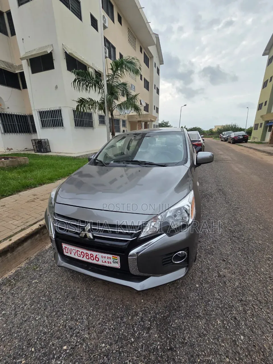 New Mitsubishi Mirage SE 2023 Gray