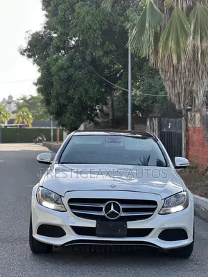Mercedes-Benz C300 Luxury 4Matic Sedan AWD (2.0L 4cyl 7A) 2016 White