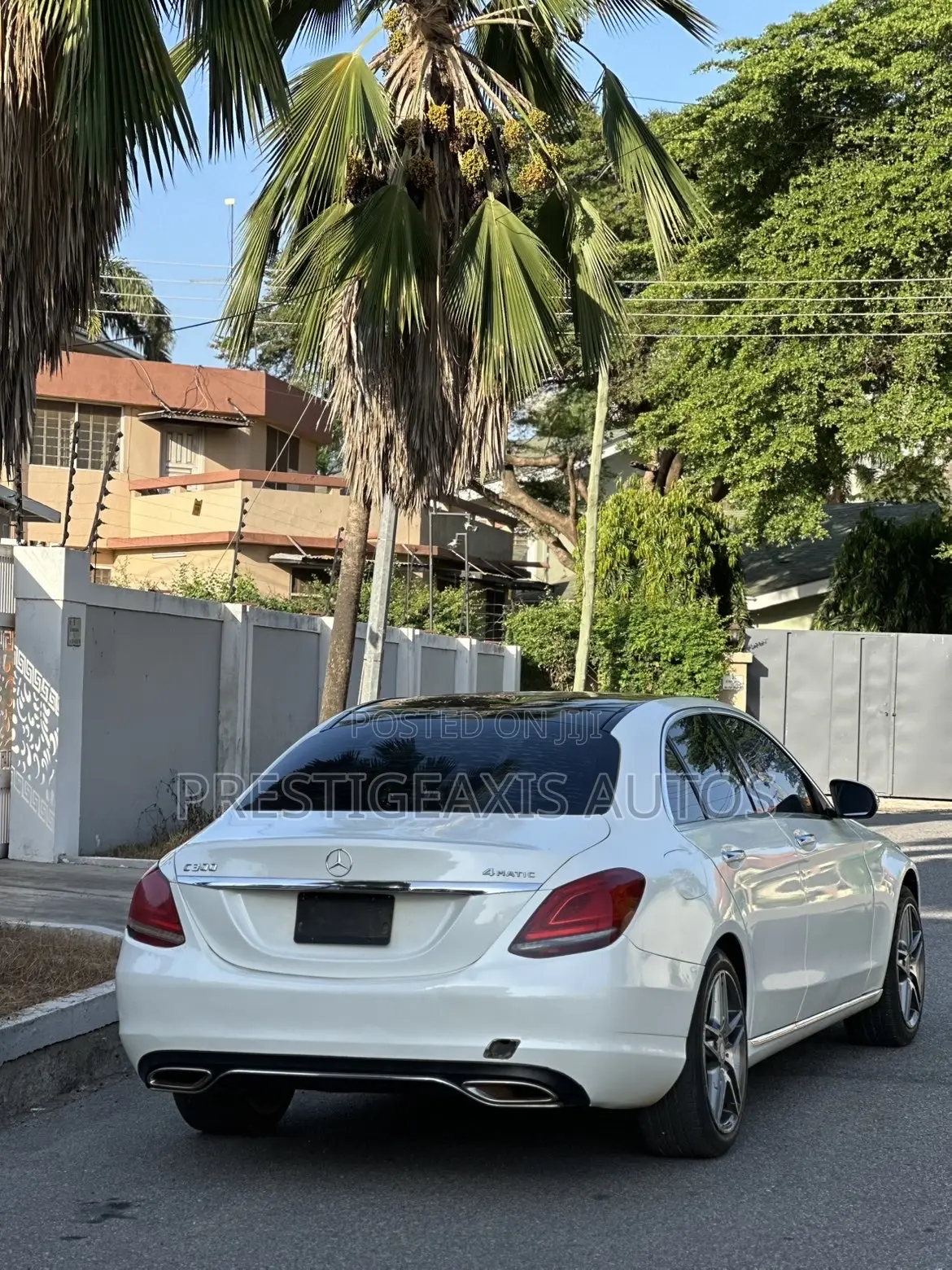 Mercedes-Benz C300 Luxury 4Matic Sedan AWD (2.0L 4cyl 7A) 2016 White