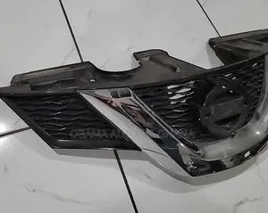 Nissan Xtrail T32 Front Grill Grille /Shells 2014 2015 2016 2017 2018