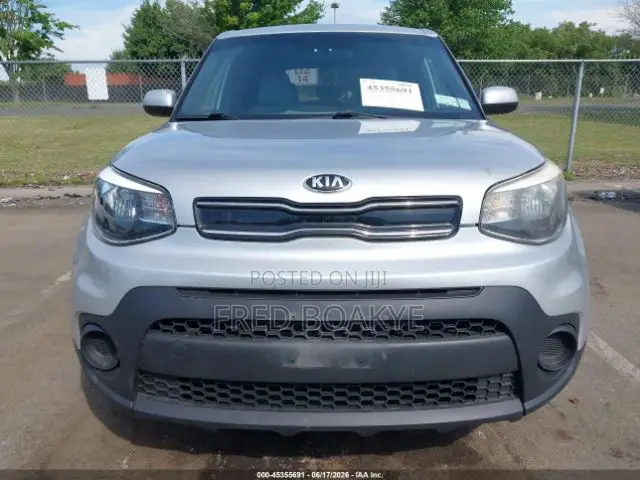 Kia Soul Base Hatchback 2019 Silver