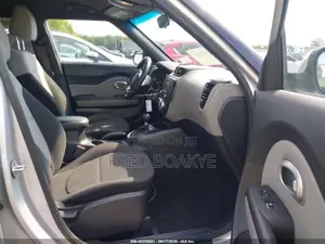 Kia Soul Base Hatchback 2019 Silver