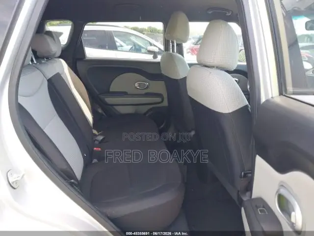 Kia Soul Base Hatchback 2019 Silver