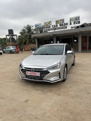 Hyundai Elantra Limited 2021 Gray