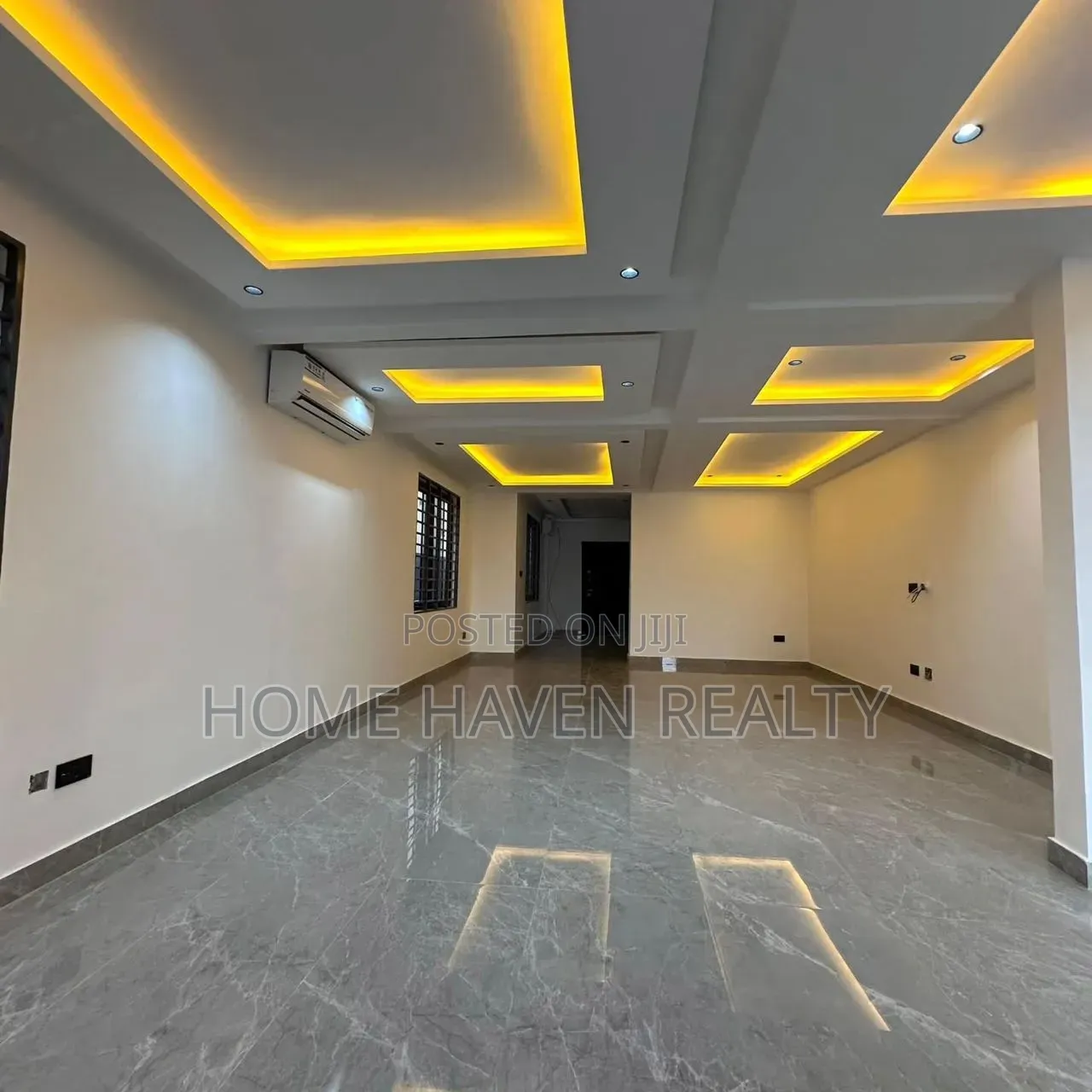 4bdrm House in Ashaley Botwe, Little Roses Area for sale