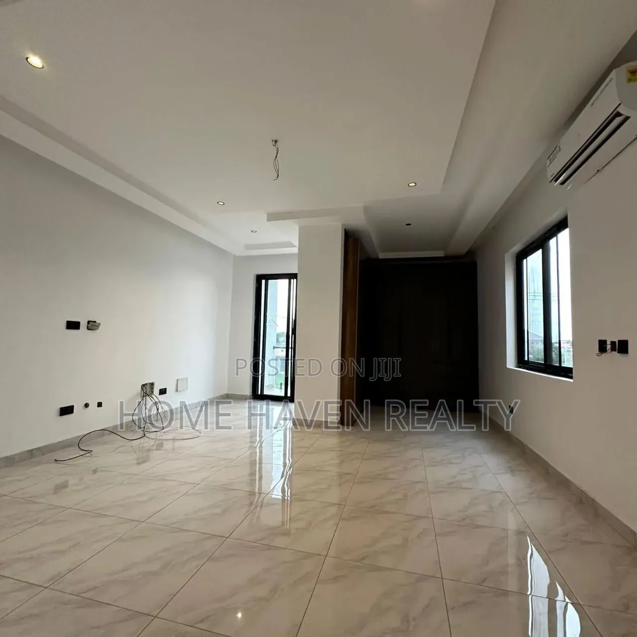 4bdrm House in Ashaley Botwe, Little Roses Area for sale