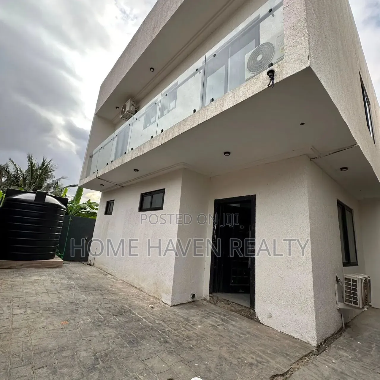 4bdrm House in Ashaley Botwe, Little Roses Area for sale
