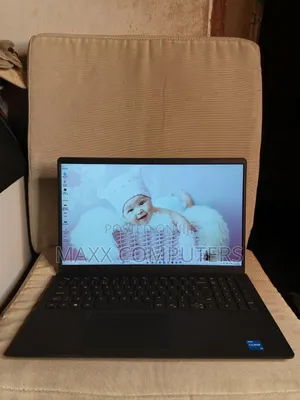 Laptop Dell Vostro 3520 8GB Intel Core i3 SSD 512GB