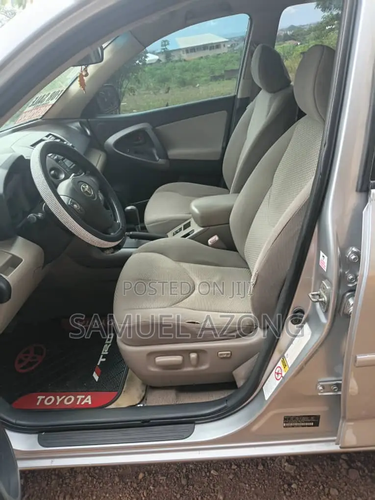 Toyota RAV4 2.5 4x4 2012 Silver