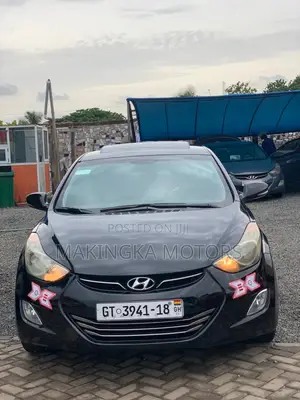 Hyundai Elantra Limited Sedan FWD (1.8L 4cyl 6A) 2013 Black