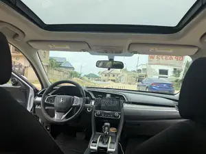 Honda Civic EX Sedan 2018 Silver