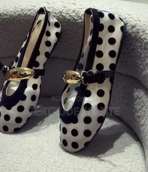​Classy Fashion, Shoes, Bags Accessories – Brand New Arrivals!