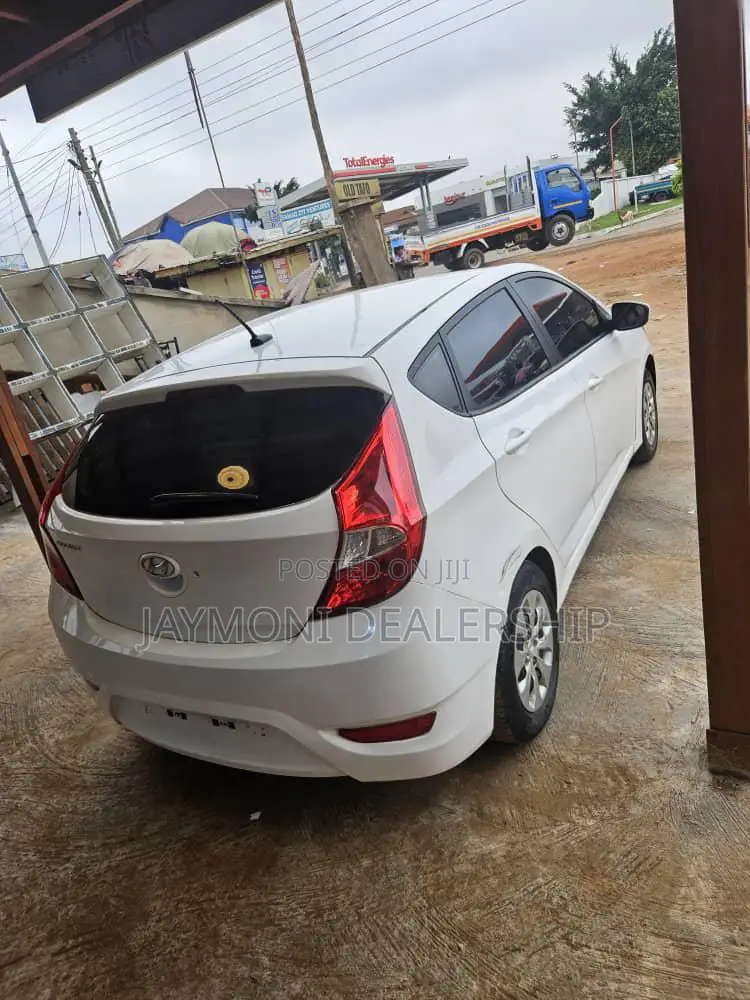 Hyundai Accent 2016 White