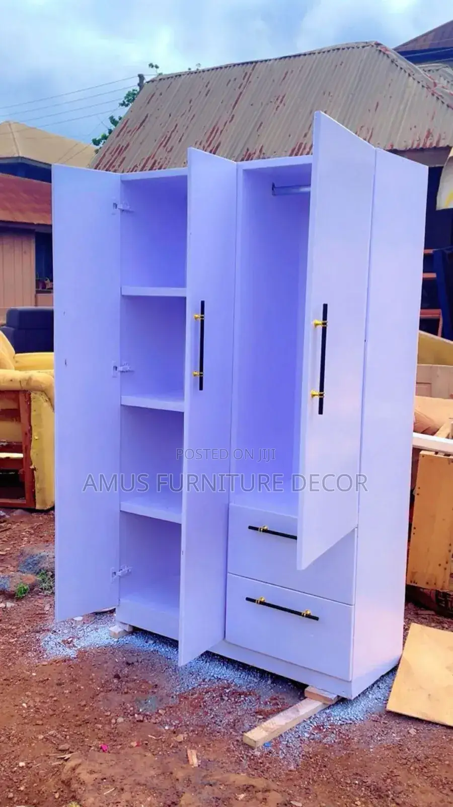 Spacious Luxury Wardrobe