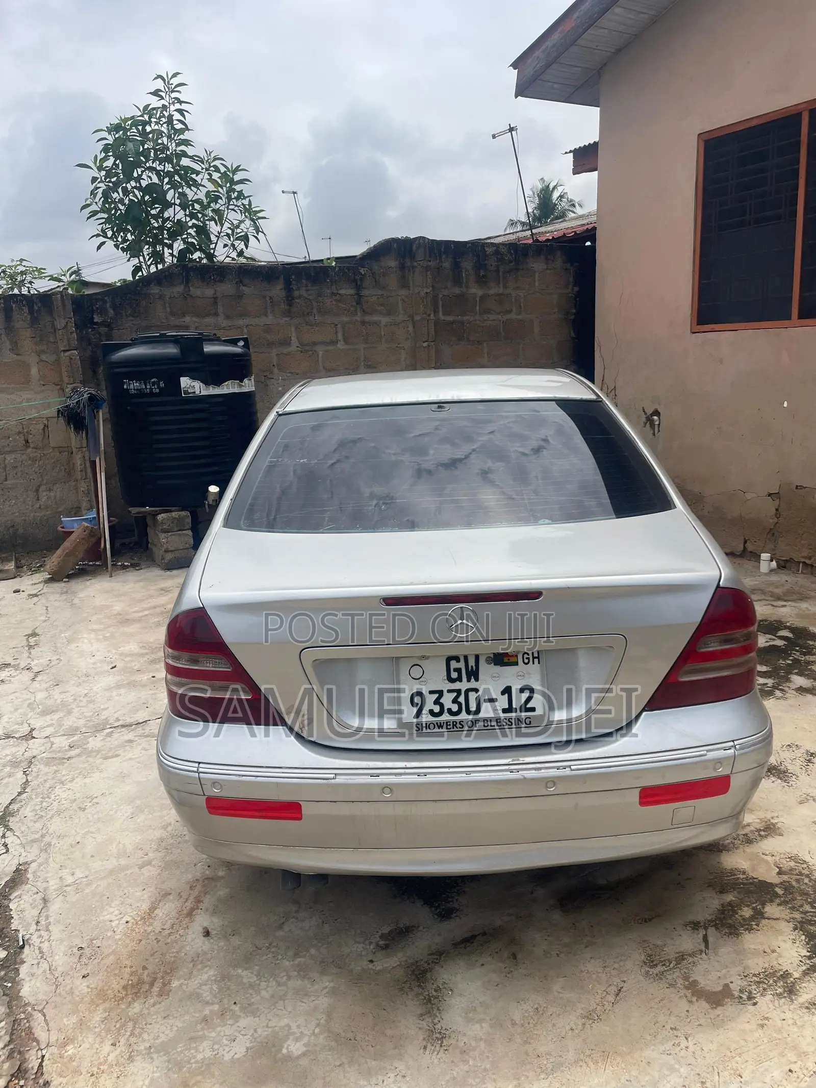 Mercedes-Benz C180 2023 Silver