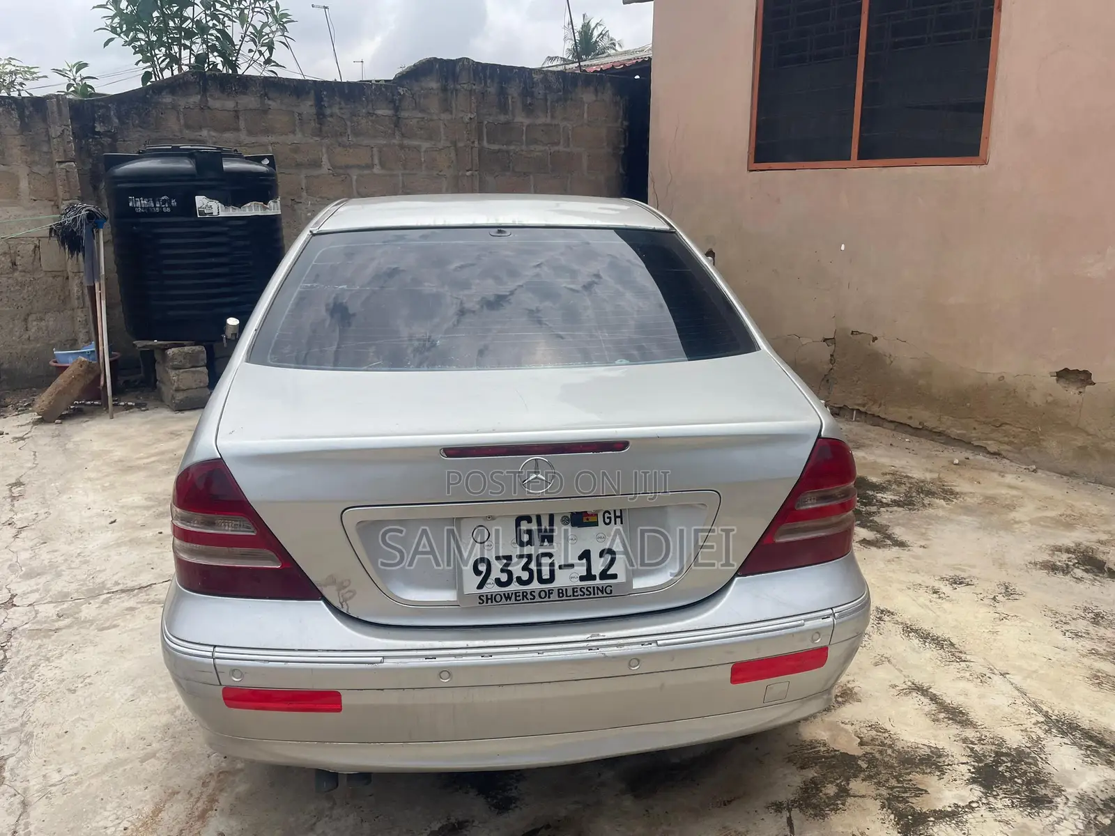 Mercedes-Benz C180 2023 Silver