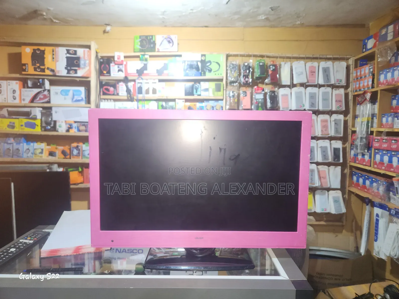 24 Nches Led Tv