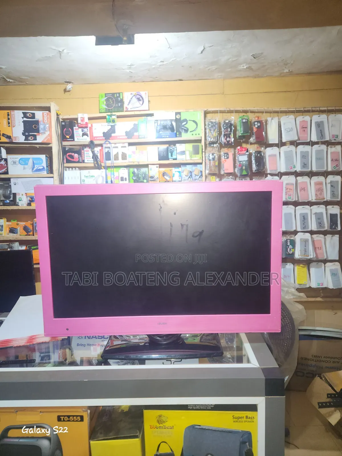 24 Nches Led Tv