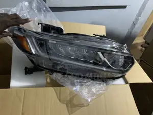 Honda Accord 2018,2019 Headlight Pair