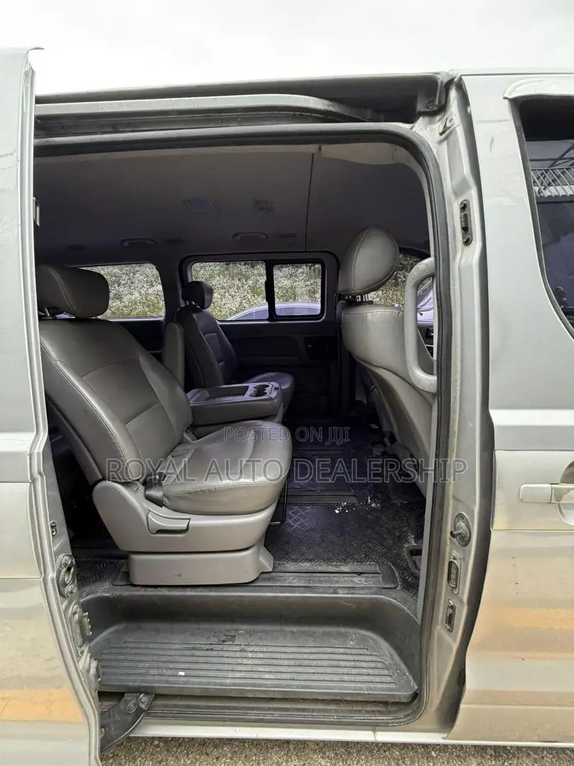 Car 2014 Gray