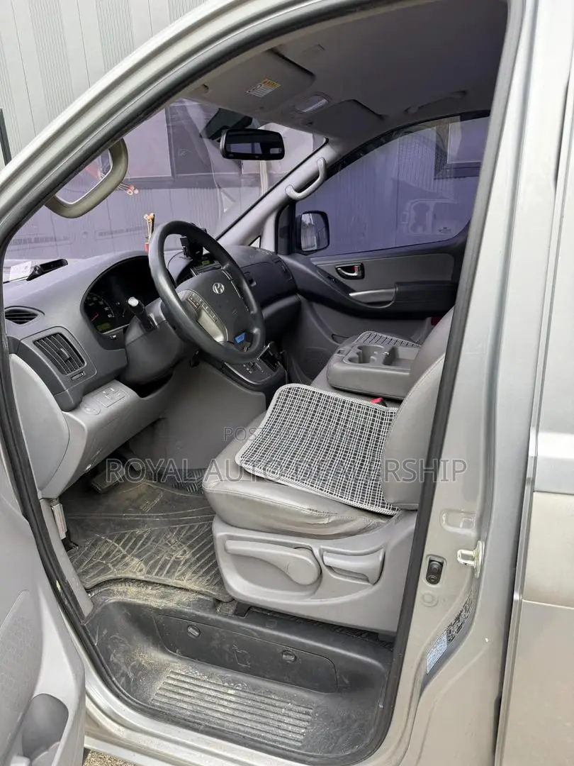Car 2014 Gray