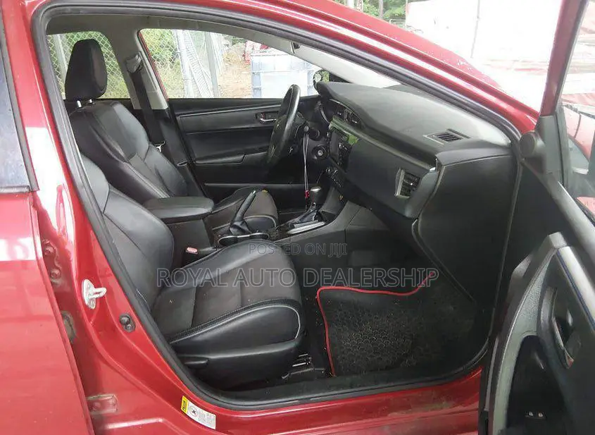 Toyota Corolla 2015 Red