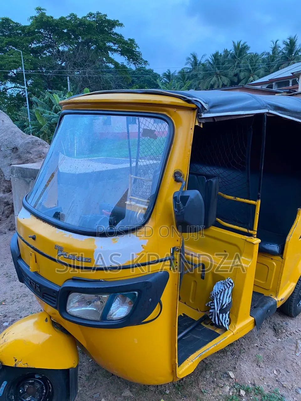 TVS 2019 Yellow