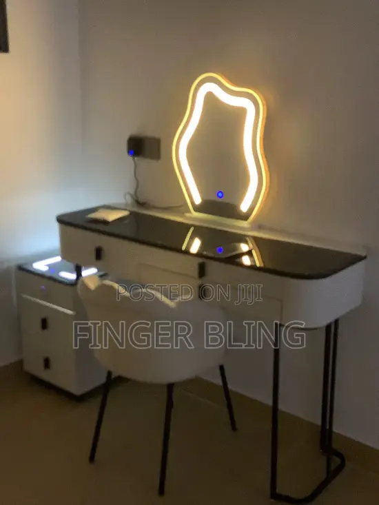 Luxury Dressing Table Set