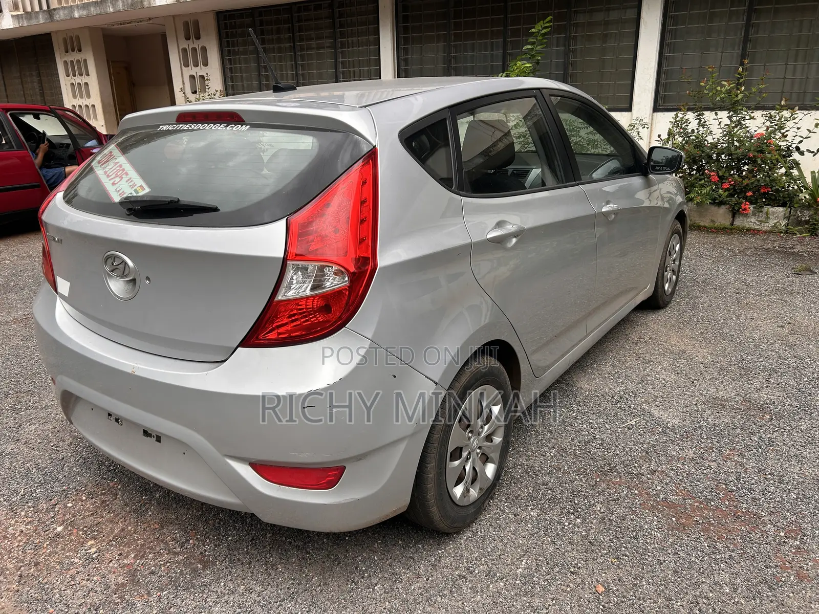 Hyundai Accent SE Hatchback 2017 Silver