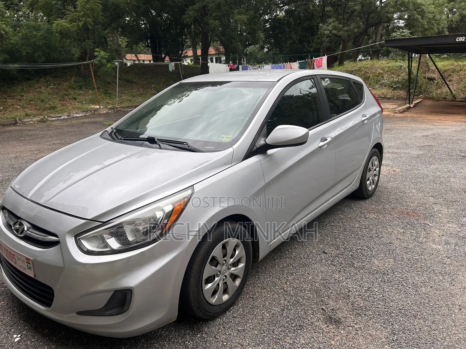 Hyundai Accent SE Hatchback 2017 Silver
