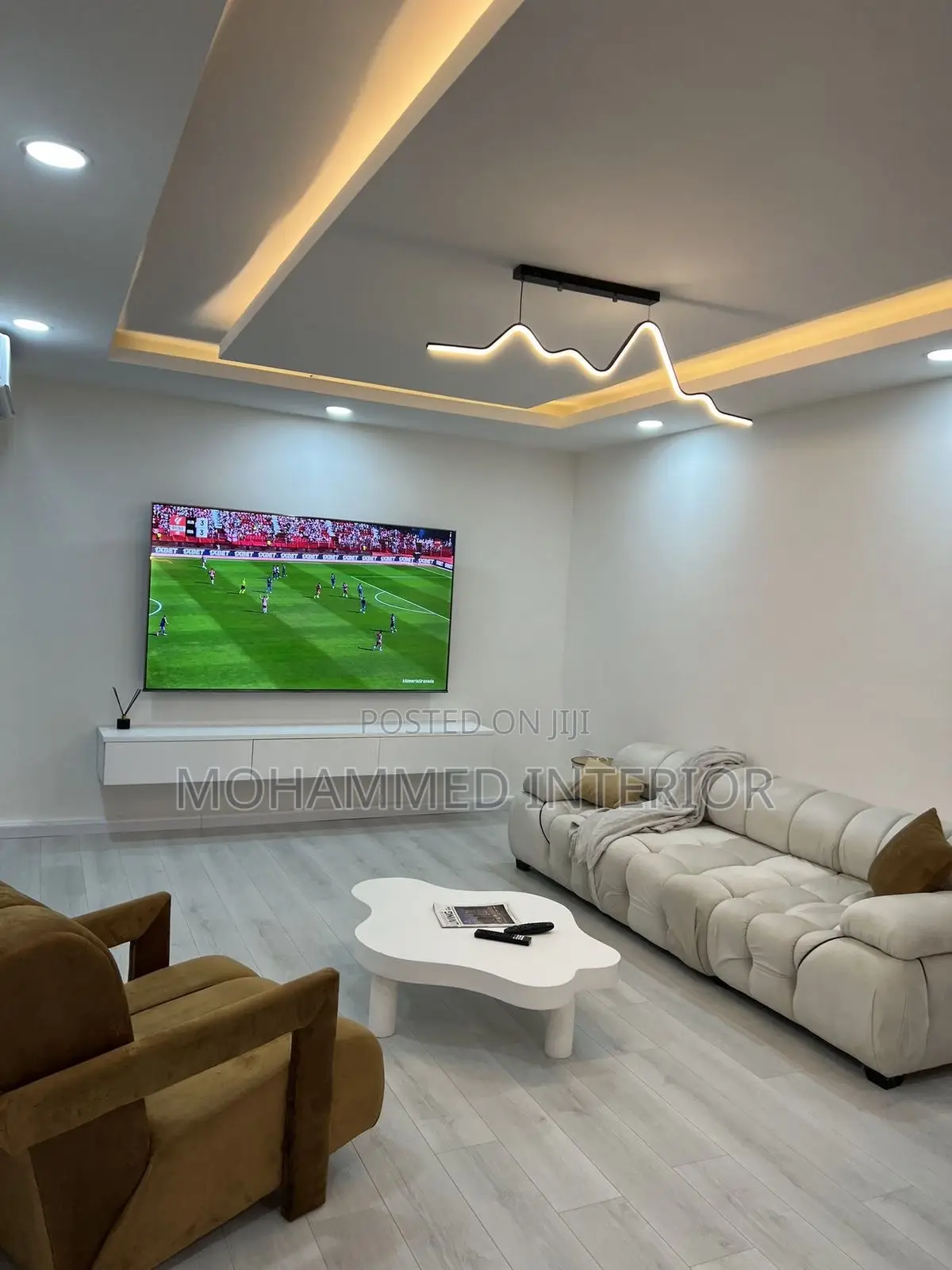 Hanging Tv Stand