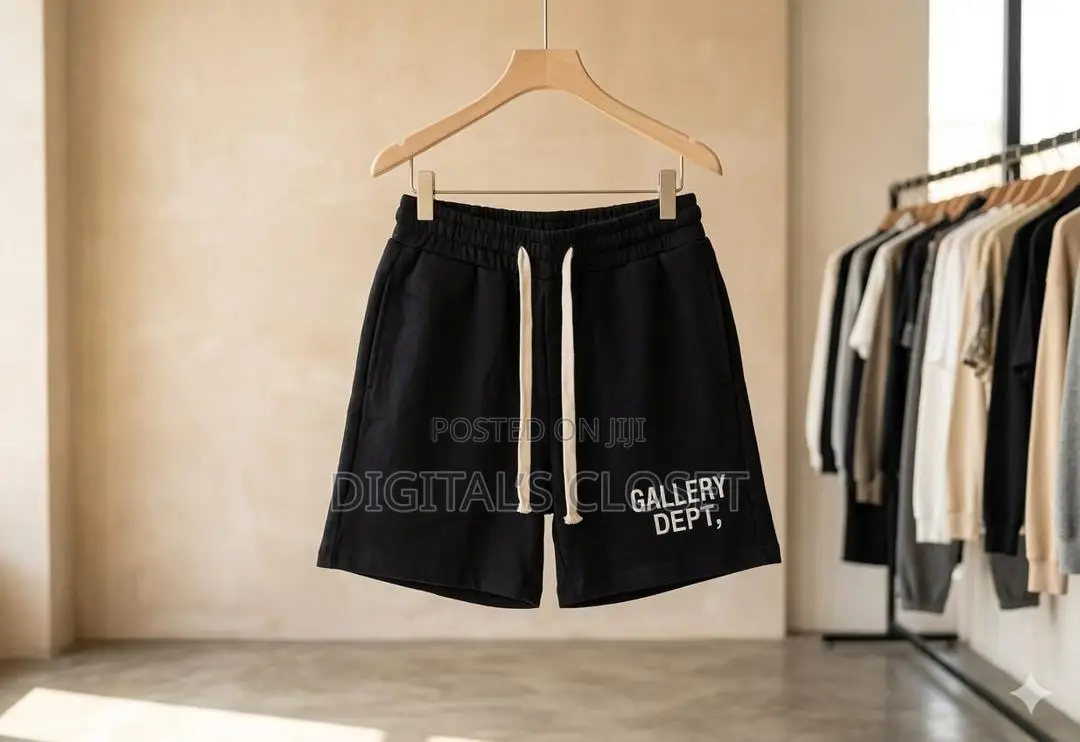 Willy Shorts as Seen