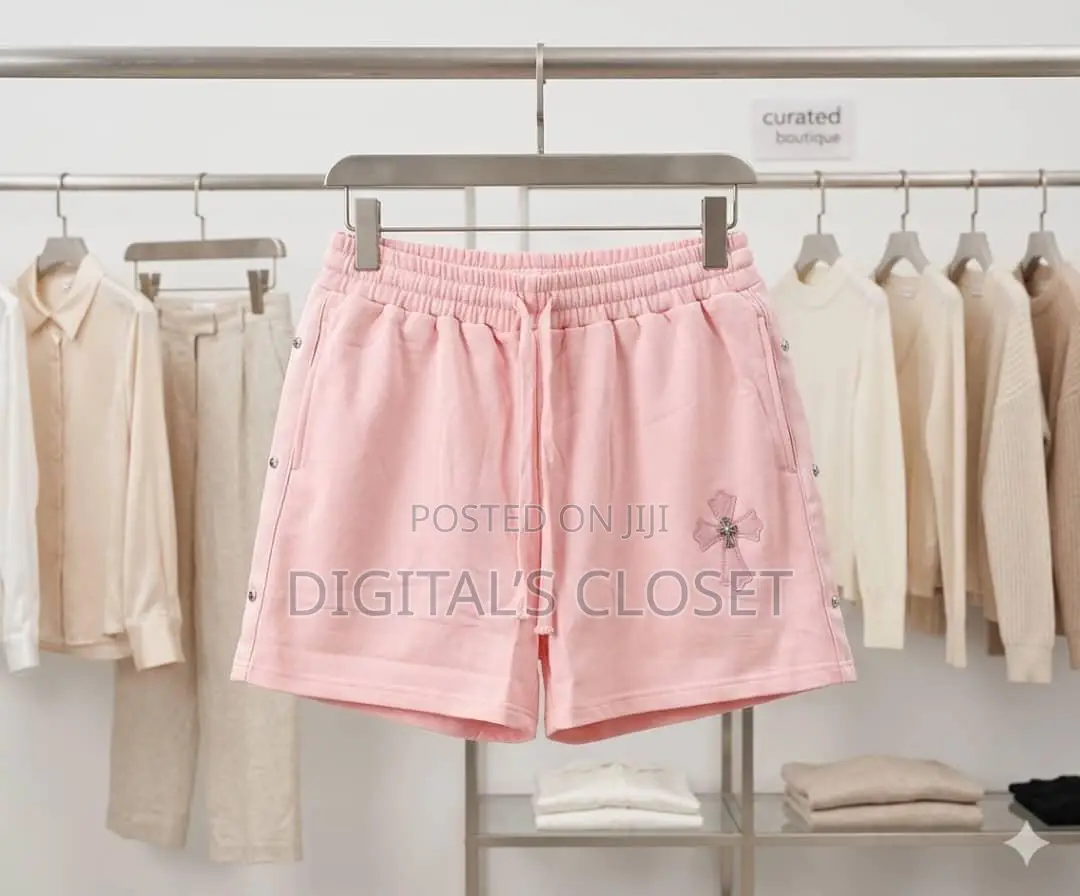 Willy Shorts as Seen