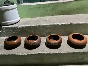 4unit Cage With a Water System