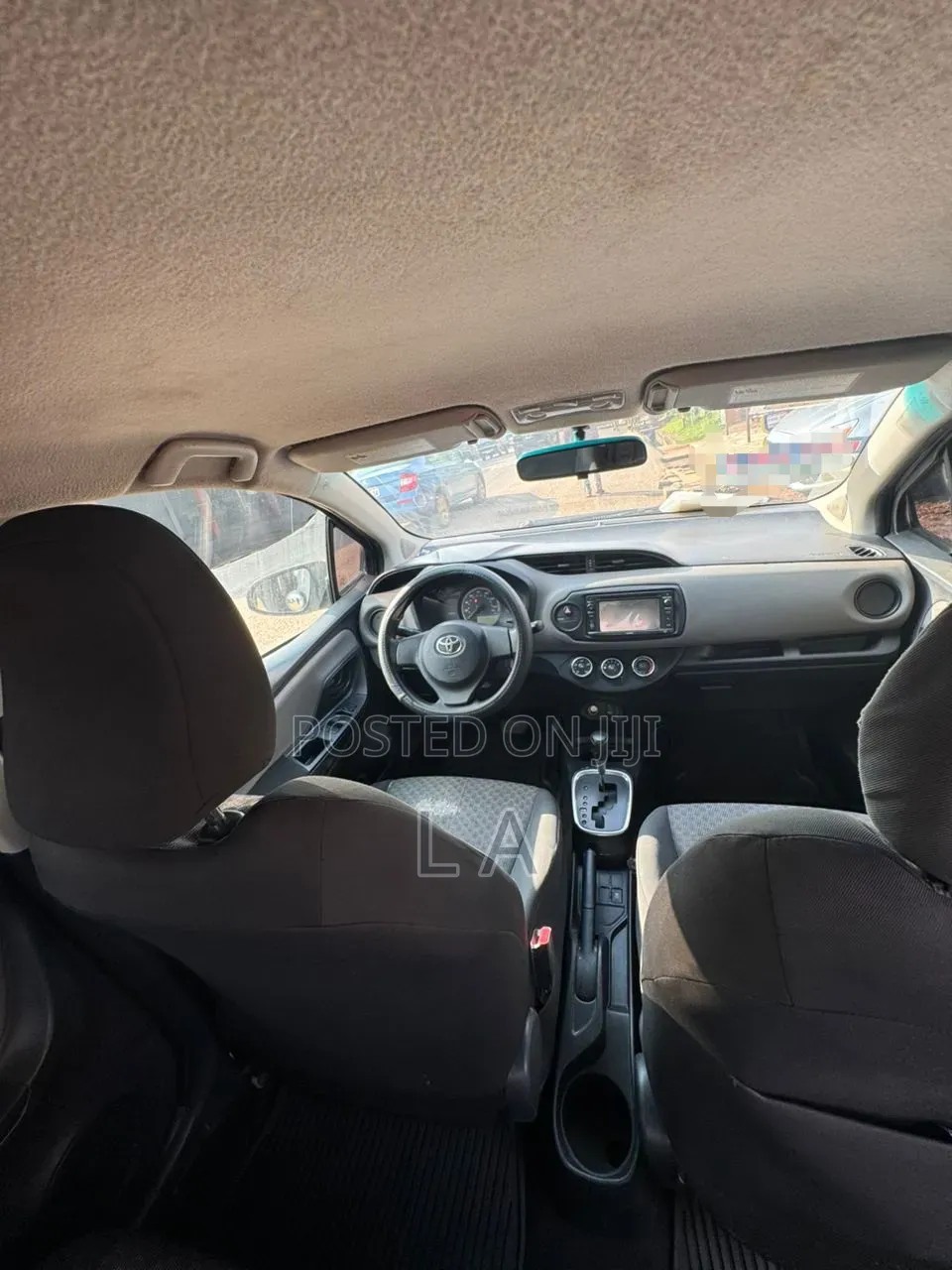 Toyota Yaris 2015 Gray