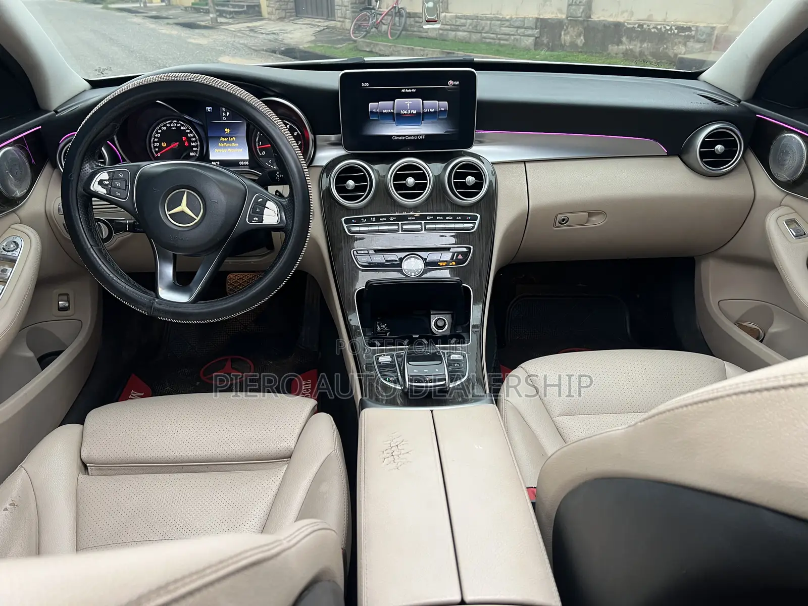 Mercedes-Benz C300 2018 White