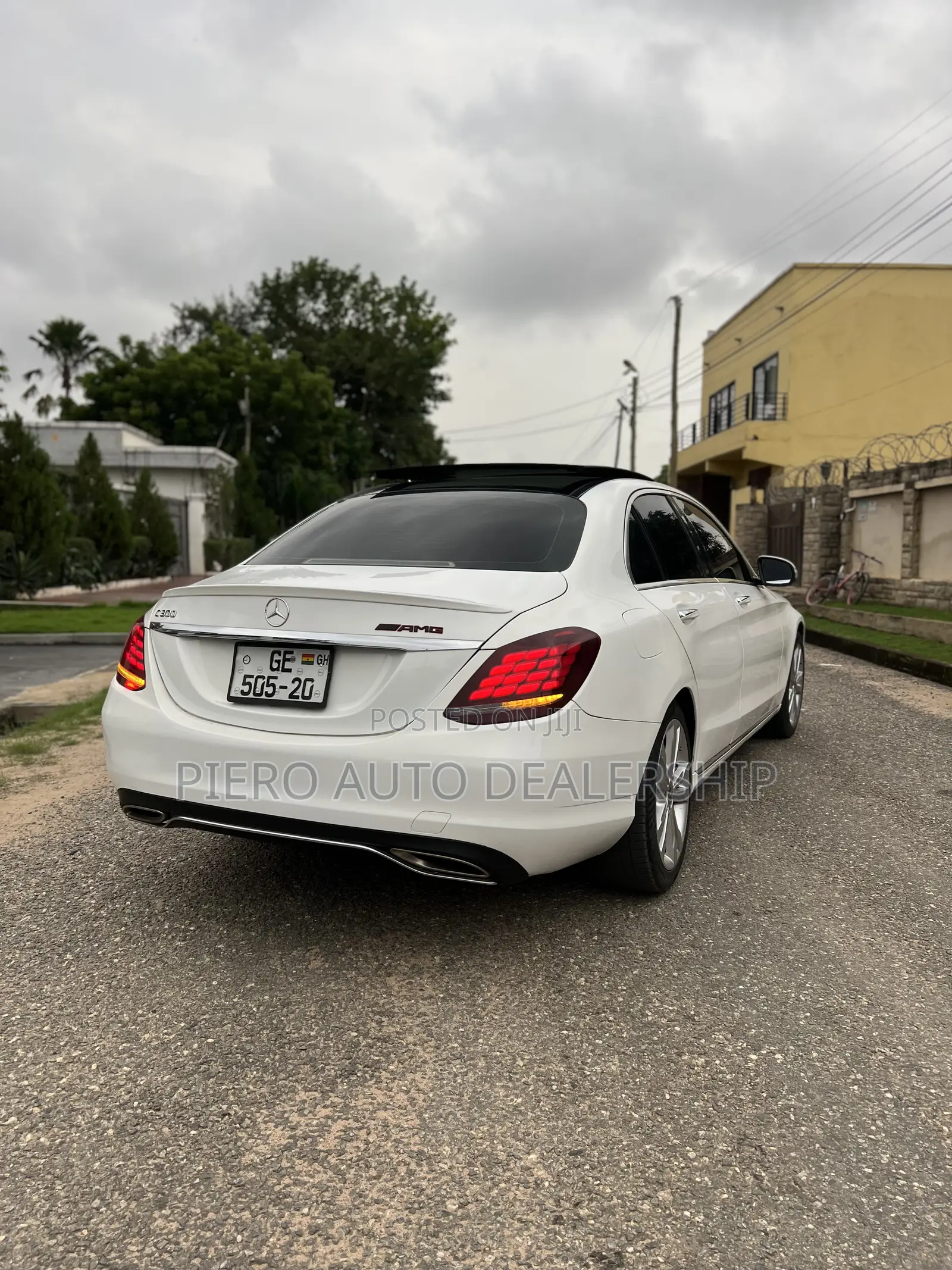 Mercedes-Benz C300 2018 White