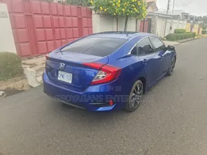 Honda Civic 2018 Blue