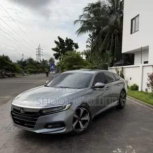 Honda Accord 2019 Gray