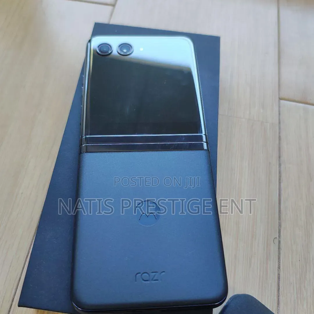 New Motorola Razr 40 Ultra 512 GB Black