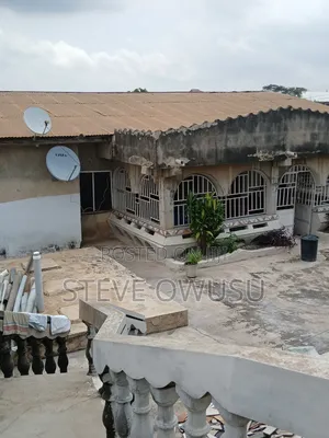 7bdrm House in Ansah Estate, Kumasi Metropolitan for sale