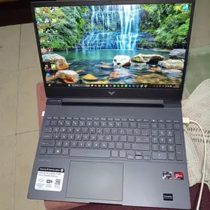 Laptop HP Victus 15 16GB AMD Ryzen 5 SSD 512GB
