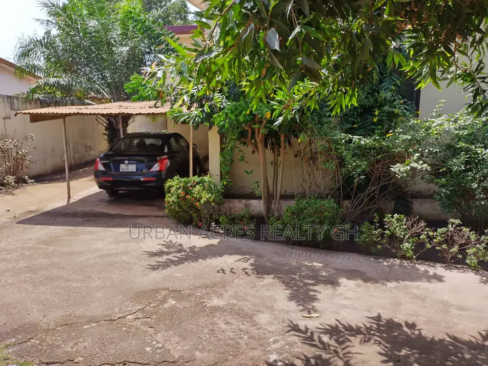 4bdrm House in Accra Metropolitan for sale